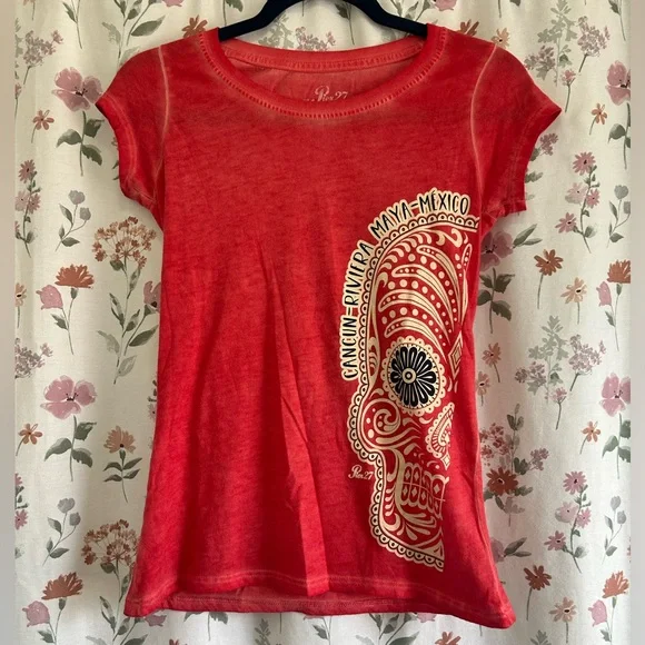 Cancun Riviera T-shirt - Picture 1 of 8